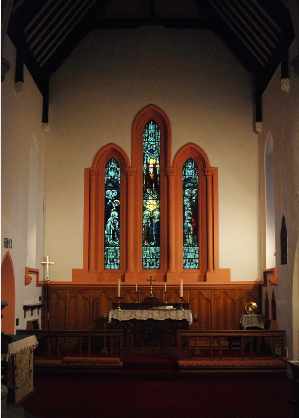 Holy-Trinity-Altar